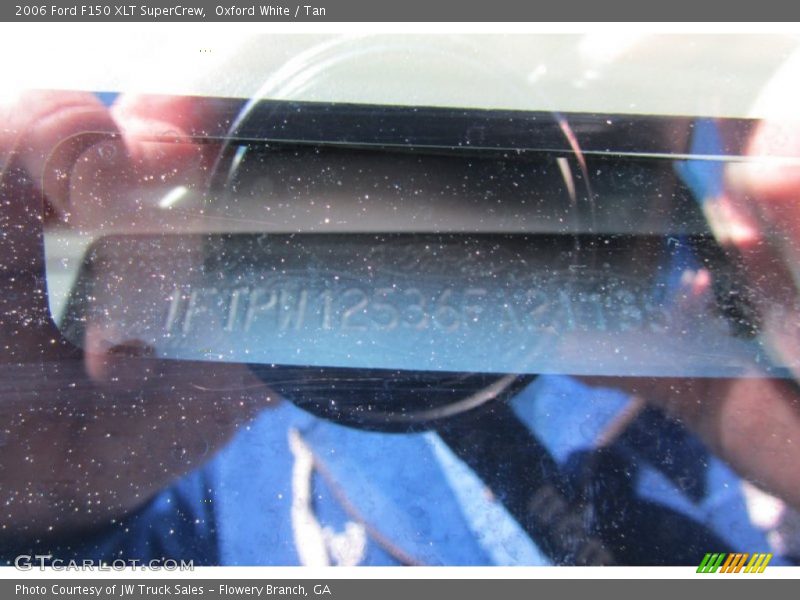 Oxford White / Tan 2006 Ford F150 XLT SuperCrew