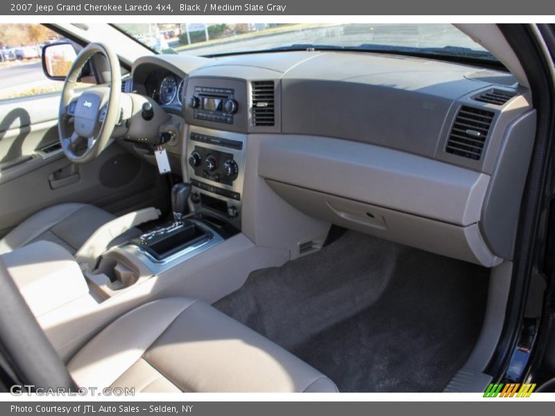 Black / Medium Slate Gray 2007 Jeep Grand Cherokee Laredo 4x4