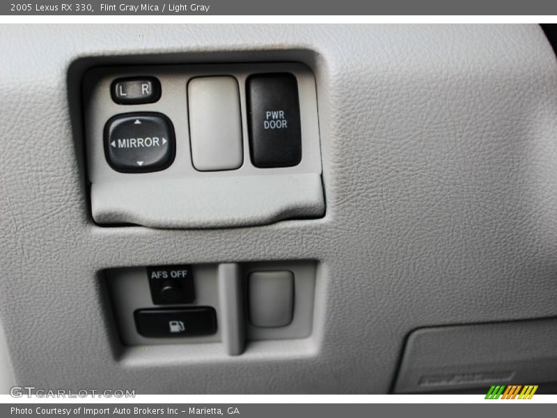 Flint Gray Mica / Light Gray 2005 Lexus RX 330