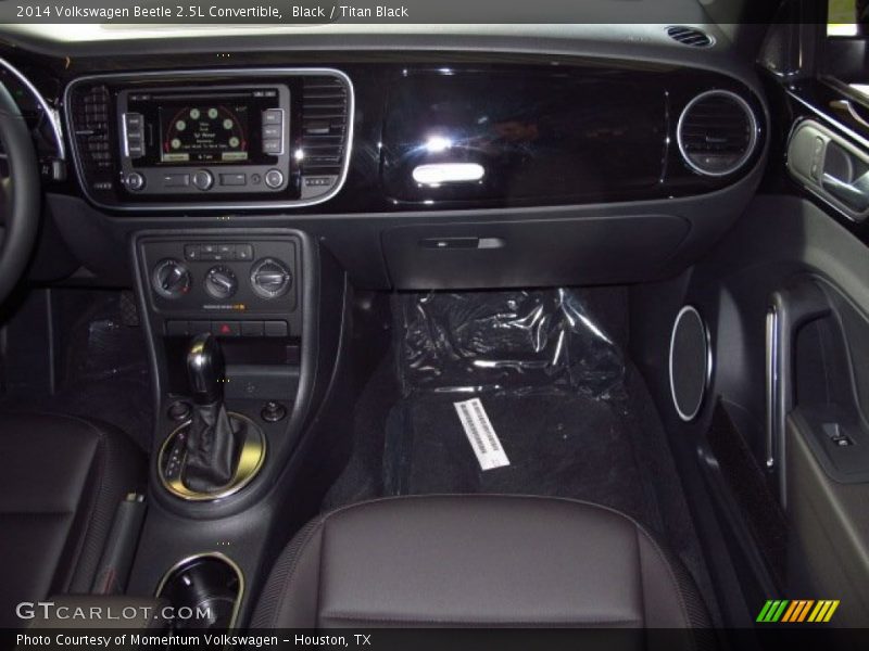 Black / Titan Black 2014 Volkswagen Beetle 2.5L Convertible