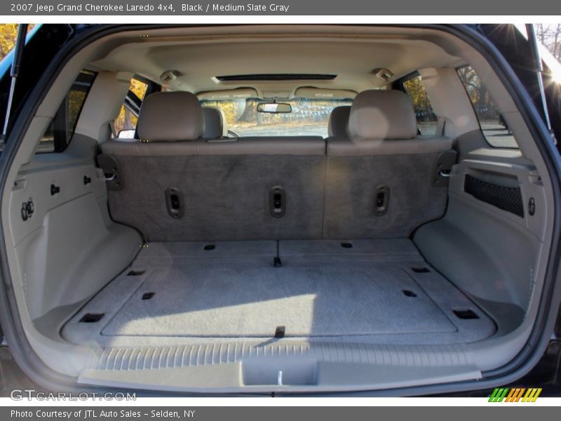 Black / Medium Slate Gray 2007 Jeep Grand Cherokee Laredo 4x4