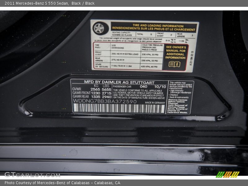Black / Black 2011 Mercedes-Benz S 550 Sedan