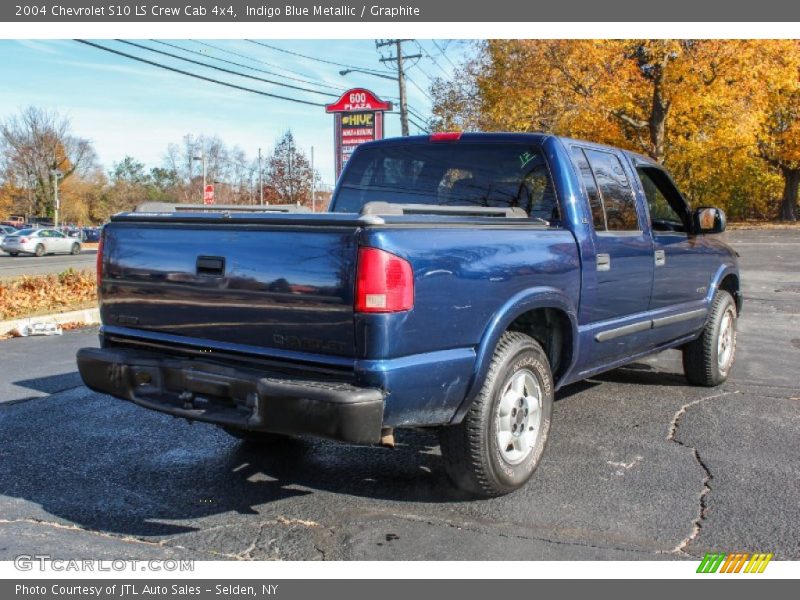 Indigo Blue Metallic / Graphite 2004 Chevrolet S10 LS Crew Cab 4x4