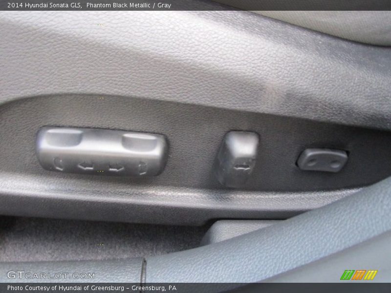 Phantom Black Metallic / Gray 2014 Hyundai Sonata GLS