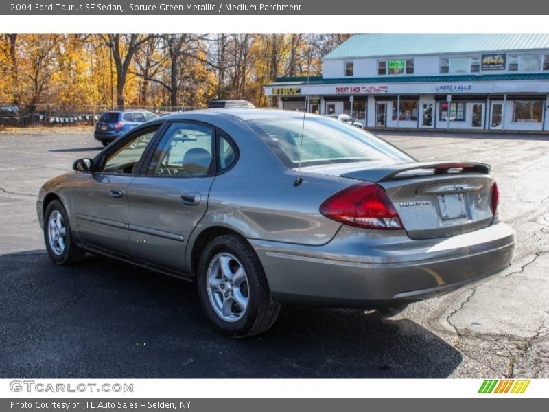 Spruce Green Metallic / Medium Parchment 2004 Ford Taurus SE Sedan