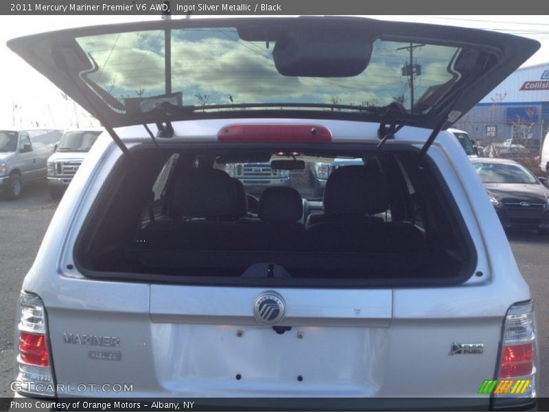 Ingot Silver Metallic / Black 2011 Mercury Mariner Premier V6 AWD