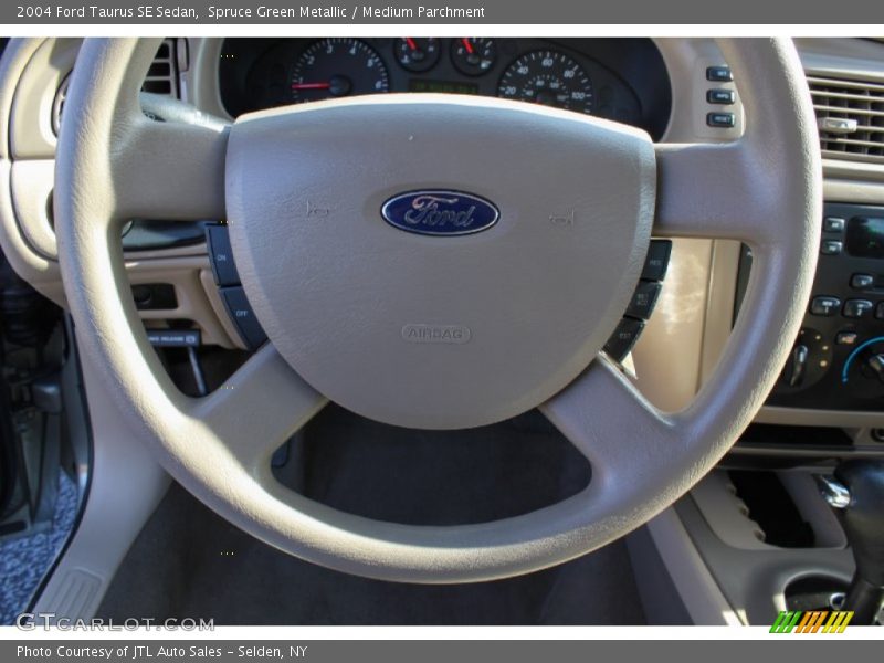 Spruce Green Metallic / Medium Parchment 2004 Ford Taurus SE Sedan