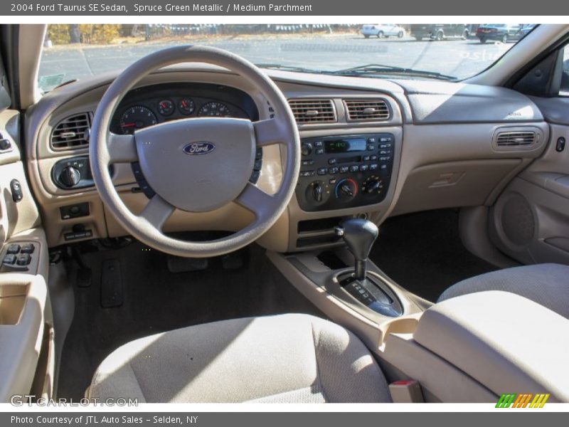 Spruce Green Metallic / Medium Parchment 2004 Ford Taurus SE Sedan