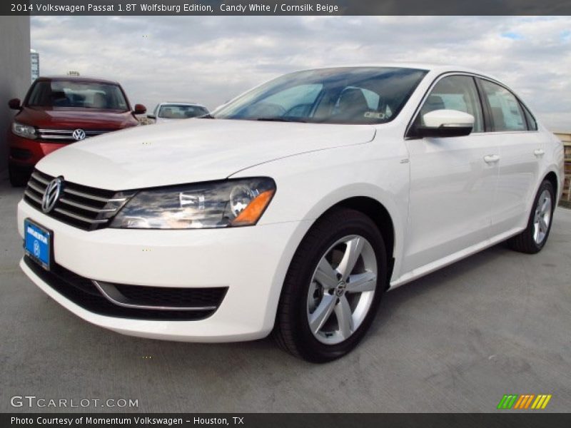 Candy White / Cornsilk Beige 2014 Volkswagen Passat 1.8T Wolfsburg Edition