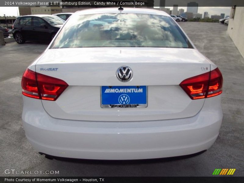 Candy White / Cornsilk Beige 2014 Volkswagen Passat 1.8T Wolfsburg Edition