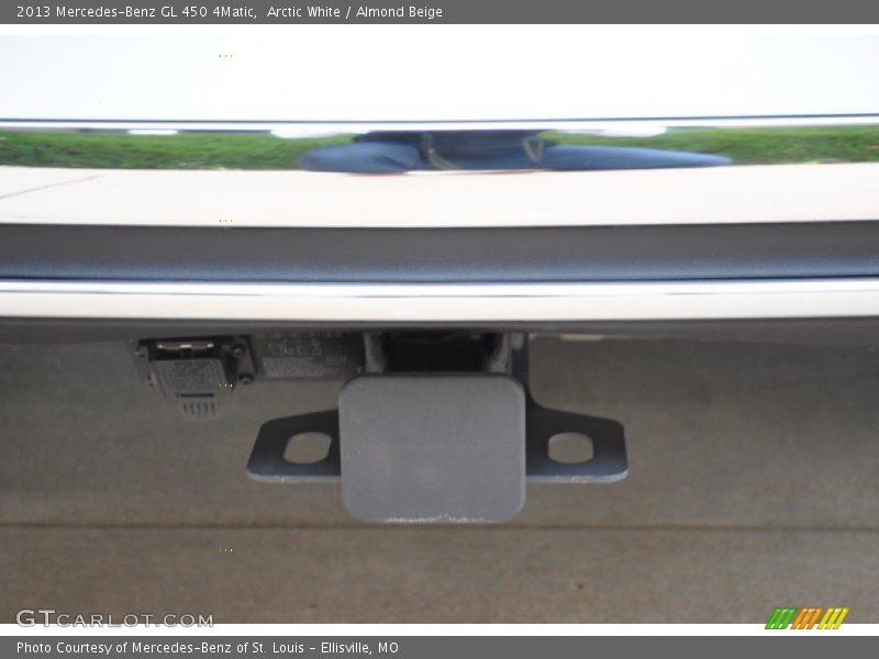 Arctic White / Almond Beige 2013 Mercedes-Benz GL 450 4Matic