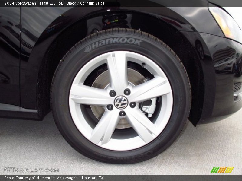 Black / Cornsilk Beige 2014 Volkswagen Passat 1.8T SE