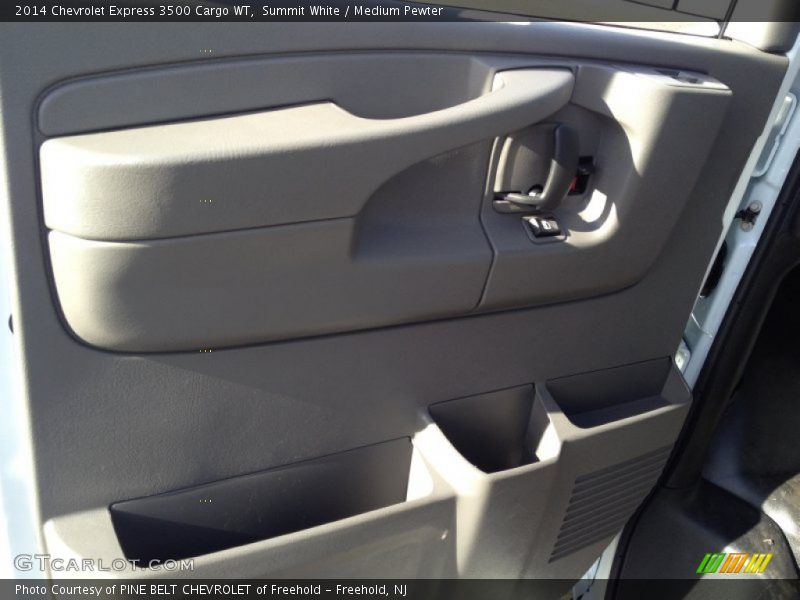 Summit White / Medium Pewter 2014 Chevrolet Express 3500 Cargo WT