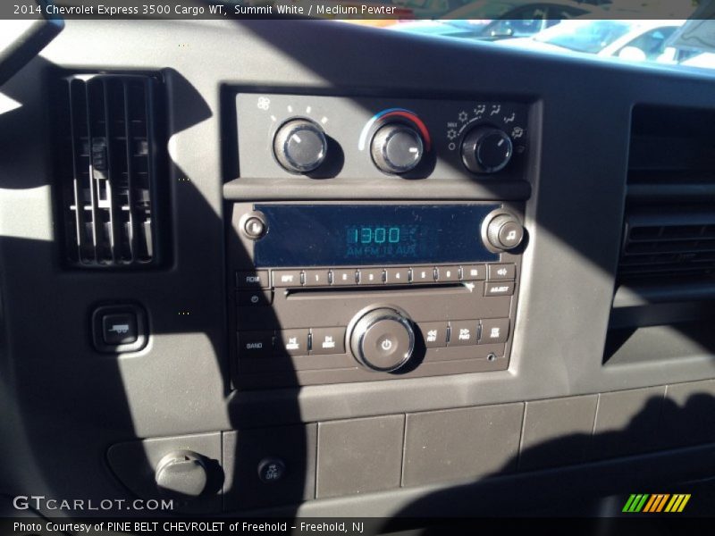 Summit White / Medium Pewter 2014 Chevrolet Express 3500 Cargo WT