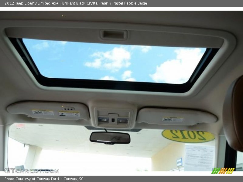 Brilliant Black Crystal Pearl / Pastel Pebble Beige 2012 Jeep Liberty Limited 4x4