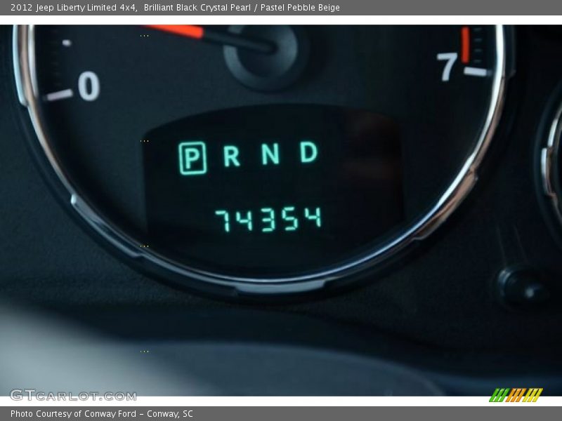 Brilliant Black Crystal Pearl / Pastel Pebble Beige 2012 Jeep Liberty Limited 4x4