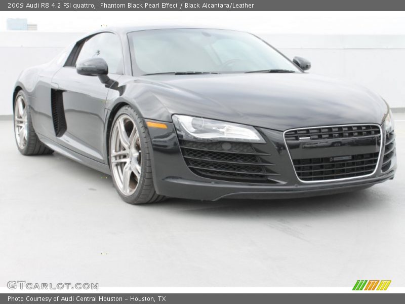 Phantom Black Pearl Effect / Black Alcantara/Leather 2009 Audi R8 4.2 FSI quattro