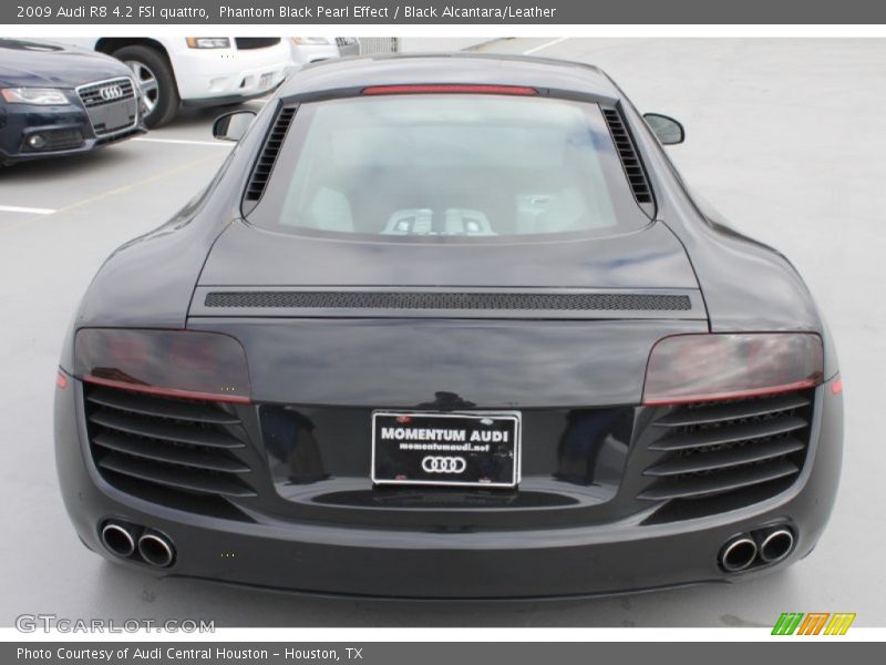 Phantom Black Pearl Effect / Black Alcantara/Leather 2009 Audi R8 4.2 FSI quattro