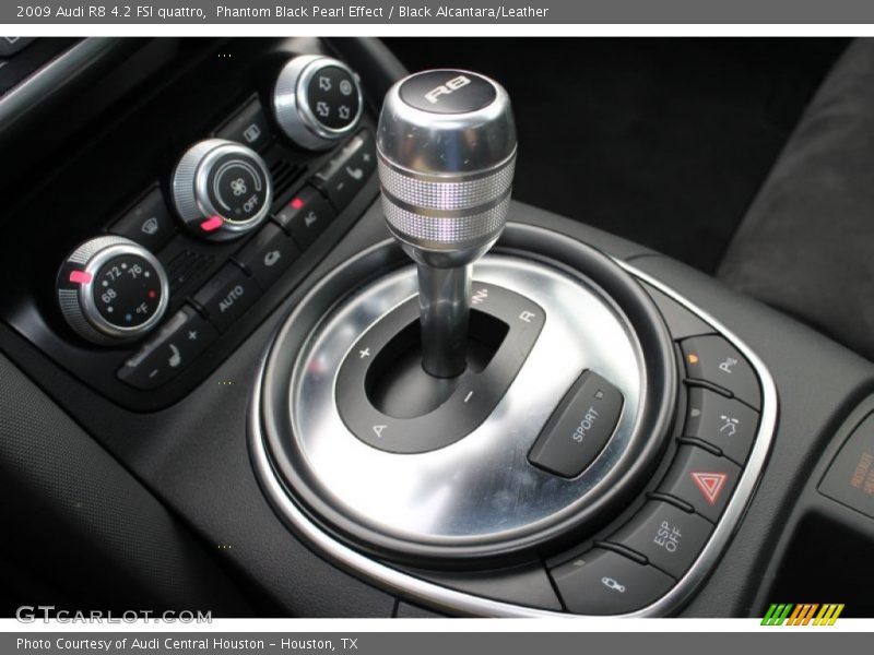  2009 R8 4.2 FSI quattro 6 Speed R tronic Automatic Shifter