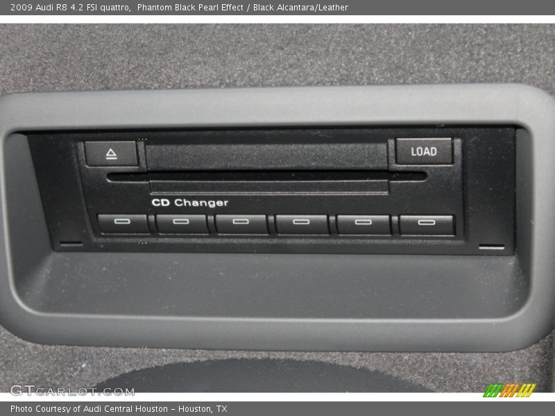 Phantom Black Pearl Effect / Black Alcantara/Leather 2009 Audi R8 4.2 FSI quattro