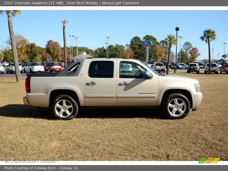 Silver Birch Metallic / Ebony/Light Cashmere 2007 Chevrolet Avalanche LTZ 4WD