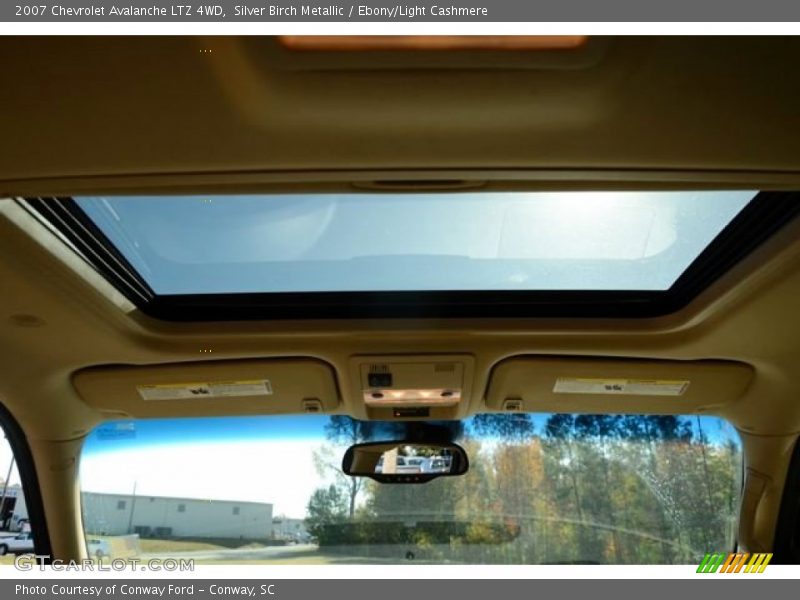Silver Birch Metallic / Ebony/Light Cashmere 2007 Chevrolet Avalanche LTZ 4WD