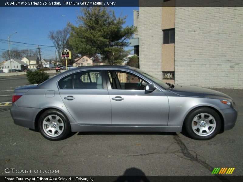 Titanium Grey Metallic / Grey 2004 BMW 5 Series 525i Sedan