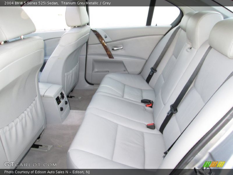 Titanium Grey Metallic / Grey 2004 BMW 5 Series 525i Sedan