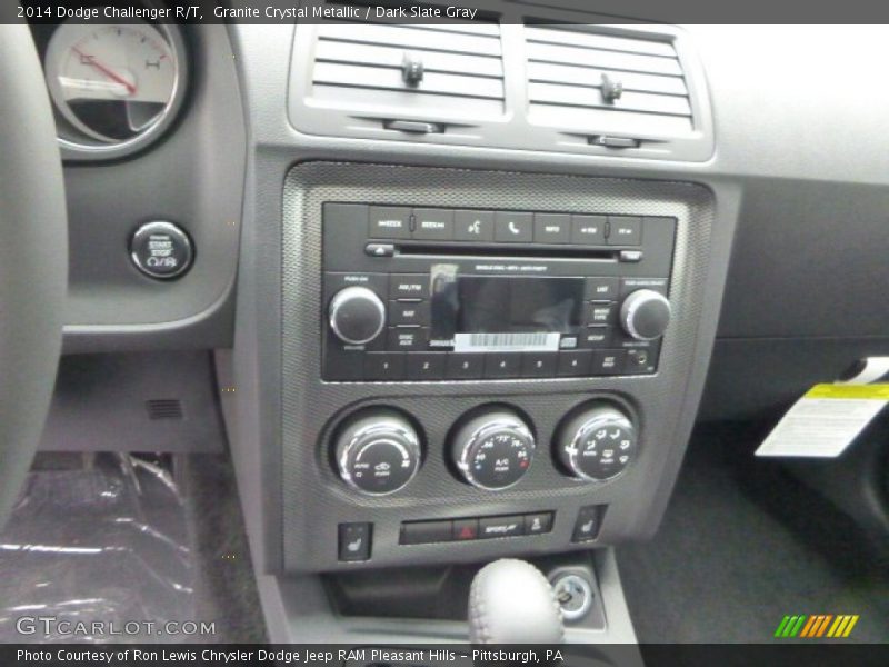 Granite Crystal Metallic / Dark Slate Gray 2014 Dodge Challenger R/T