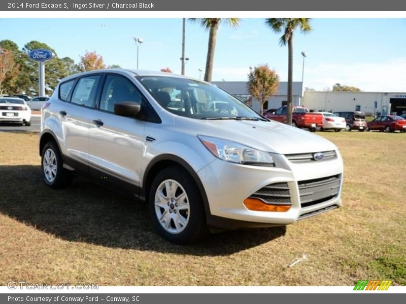 Ingot Silver / Charcoal Black 2014 Ford Escape S
