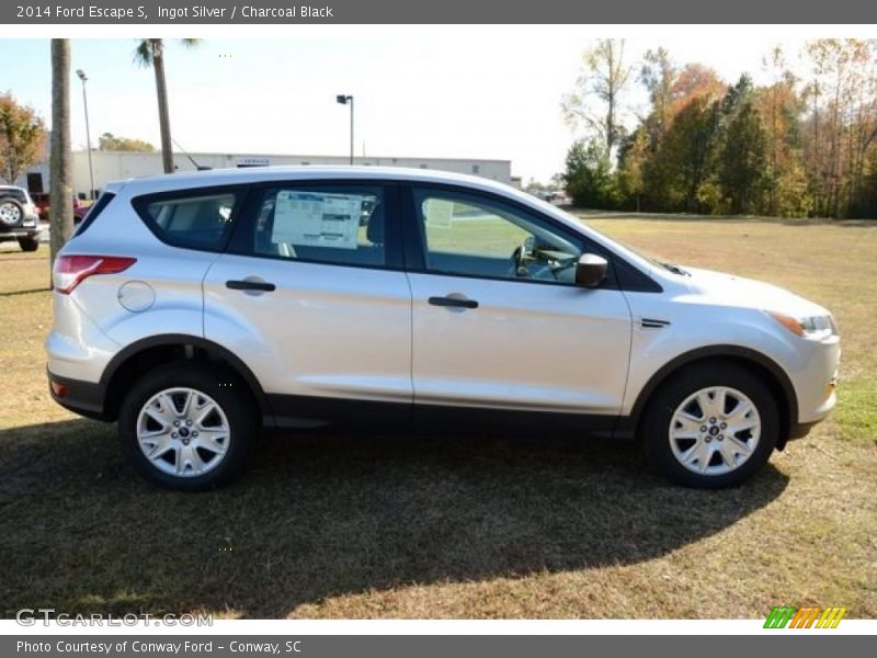 Ingot Silver / Charcoal Black 2014 Ford Escape S