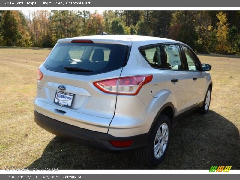 Ingot Silver / Charcoal Black 2014 Ford Escape S