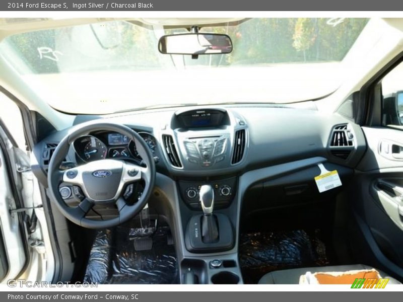 Ingot Silver / Charcoal Black 2014 Ford Escape S