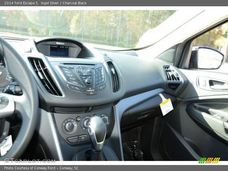 Ingot Silver / Charcoal Black 2014 Ford Escape S