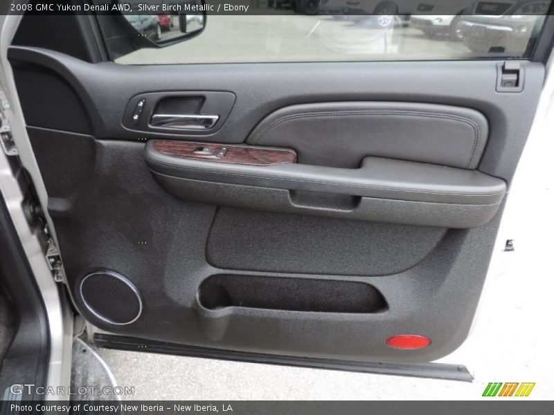 Silver Birch Metallic / Ebony 2008 GMC Yukon Denali AWD
