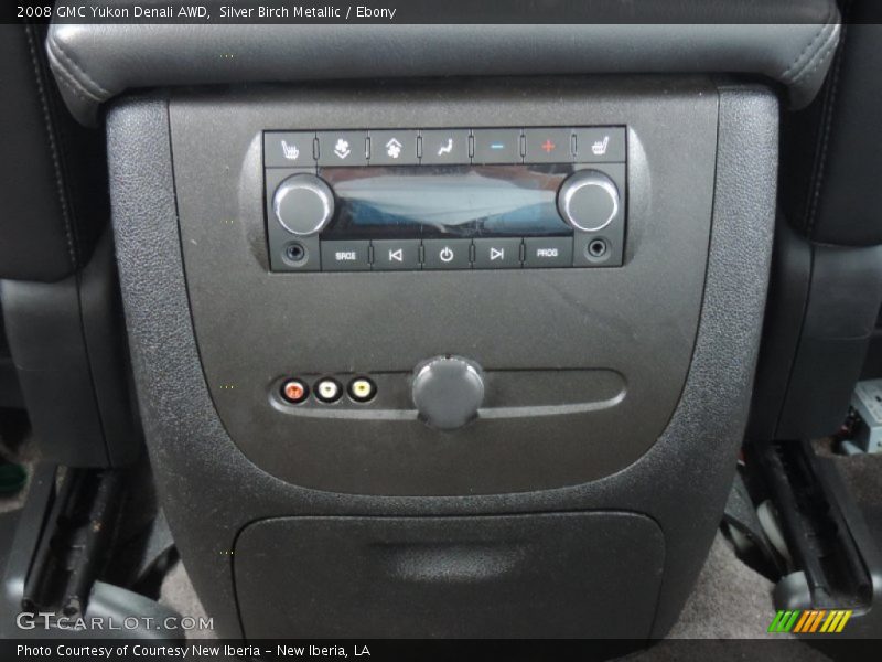 Silver Birch Metallic / Ebony 2008 GMC Yukon Denali AWD