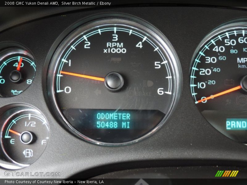 Silver Birch Metallic / Ebony 2008 GMC Yukon Denali AWD