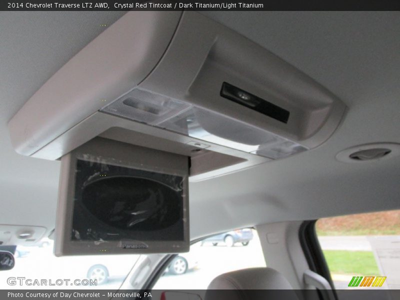 Entertainment System of 2014 Traverse LTZ AWD