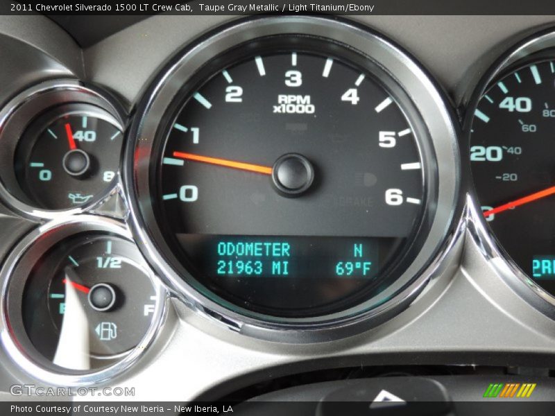 Taupe Gray Metallic / Light Titanium/Ebony 2011 Chevrolet Silverado 1500 LT Crew Cab