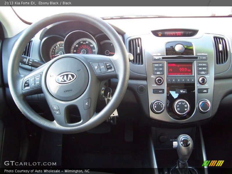 Ebony Black / Black 2013 Kia Forte EX