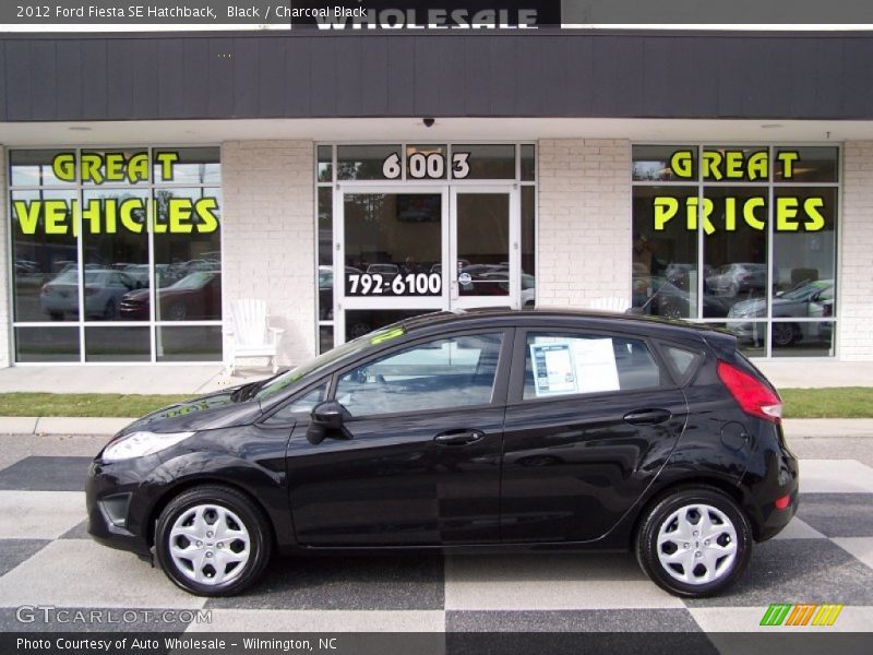 Black / Charcoal Black 2012 Ford Fiesta SE Hatchback