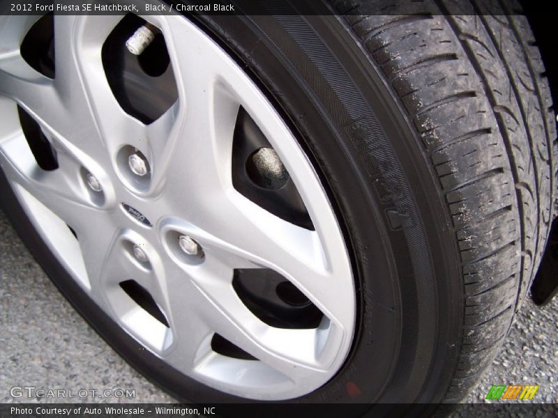 Black / Charcoal Black 2012 Ford Fiesta SE Hatchback