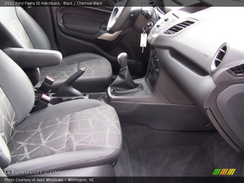 Black / Charcoal Black 2012 Ford Fiesta SE Hatchback