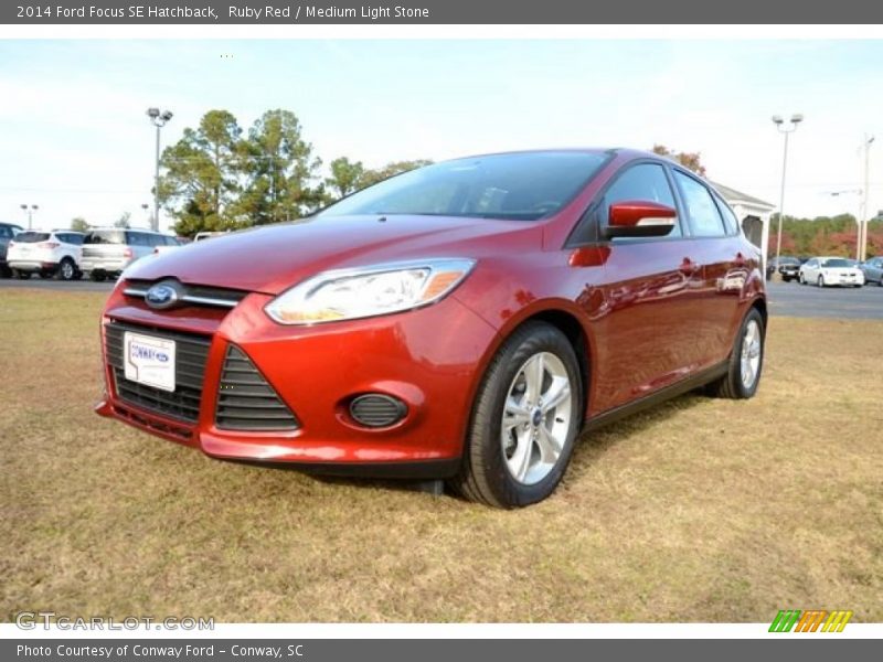 Ruby Red / Medium Light Stone 2014 Ford Focus SE Hatchback