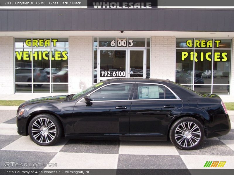 Gloss Black / Black 2013 Chrysler 300 S V6