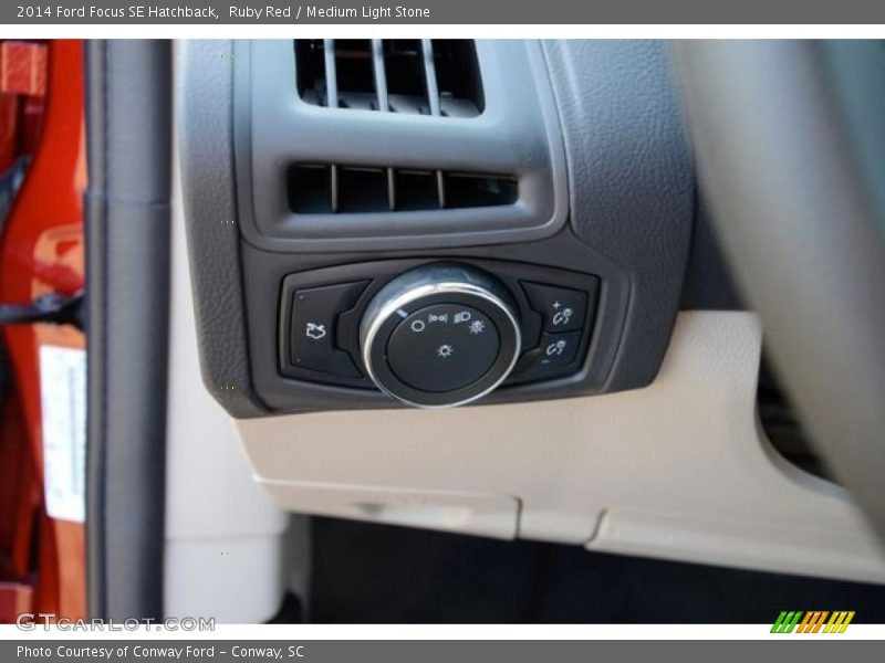 Ruby Red / Medium Light Stone 2014 Ford Focus SE Hatchback