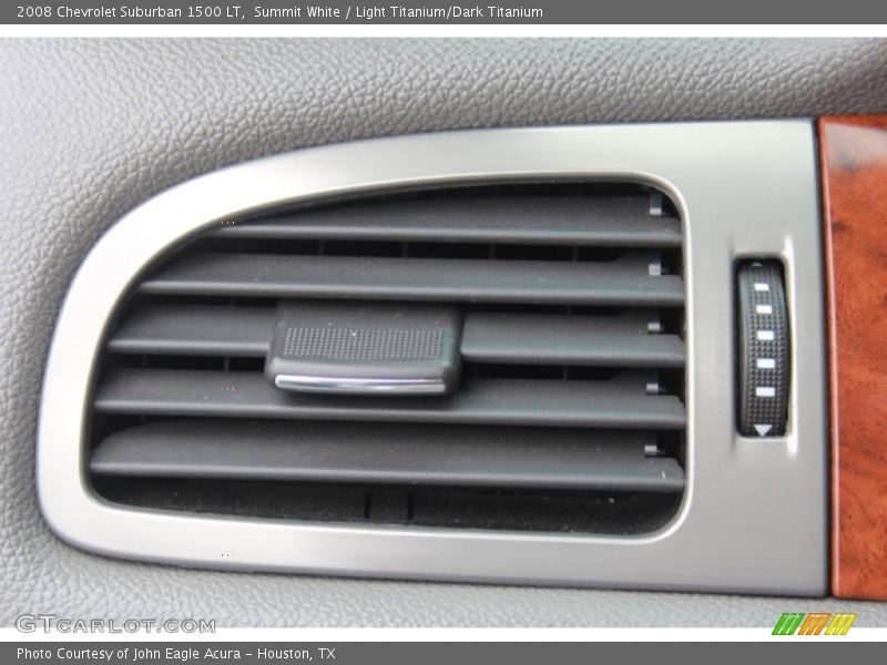 Summit White / Light Titanium/Dark Titanium 2008 Chevrolet Suburban 1500 LT