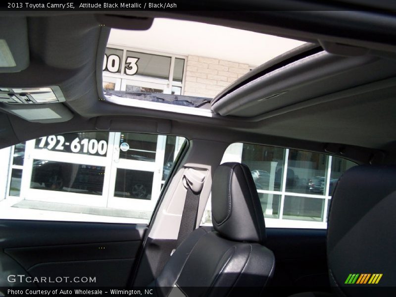 Attitude Black Metallic / Black/Ash 2013 Toyota Camry SE