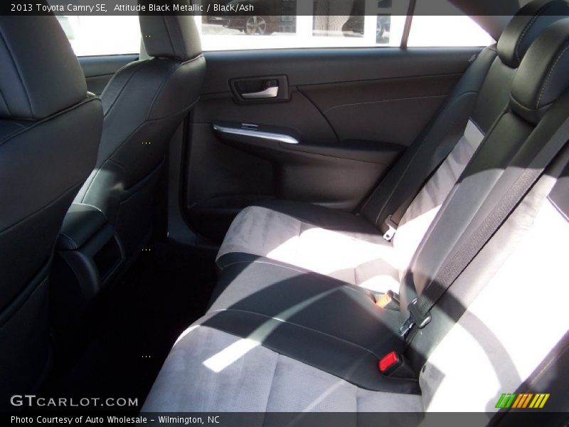 Attitude Black Metallic / Black/Ash 2013 Toyota Camry SE
