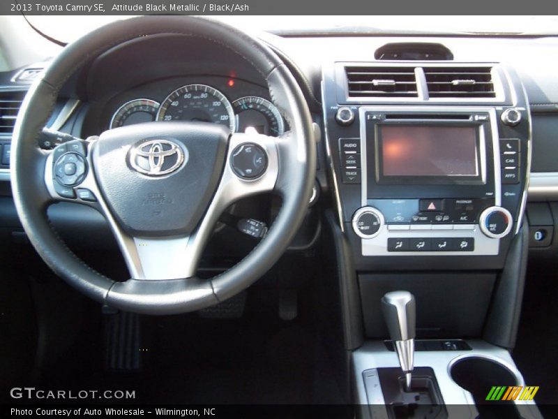 Attitude Black Metallic / Black/Ash 2013 Toyota Camry SE